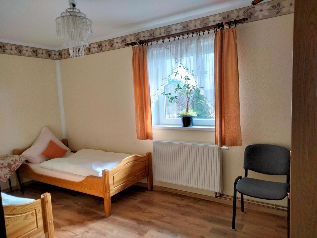 Pod Piramida Villa Ługniany Eksteriør bilde