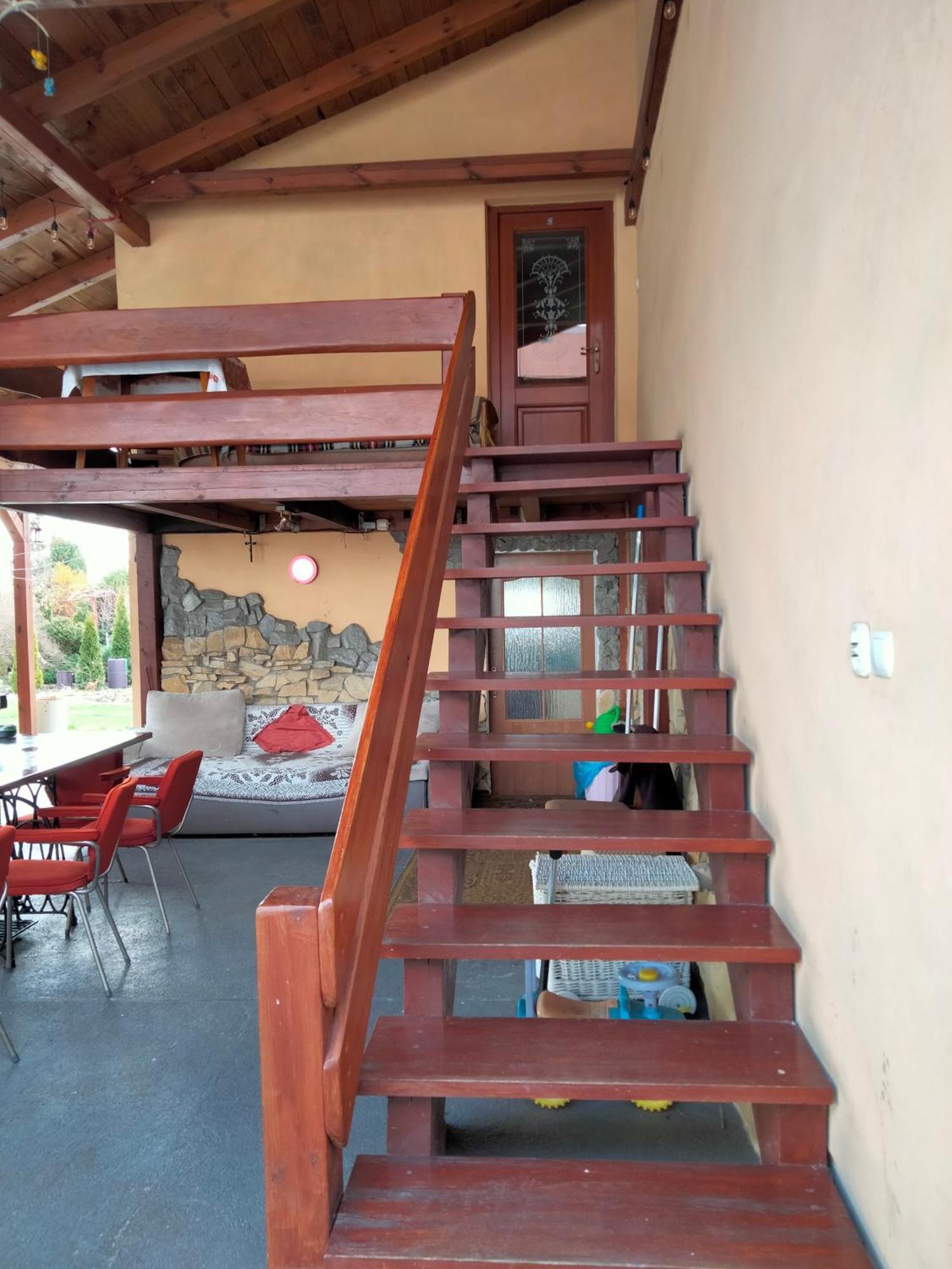 Pod Piramida Villa Ługniany Rom bilde