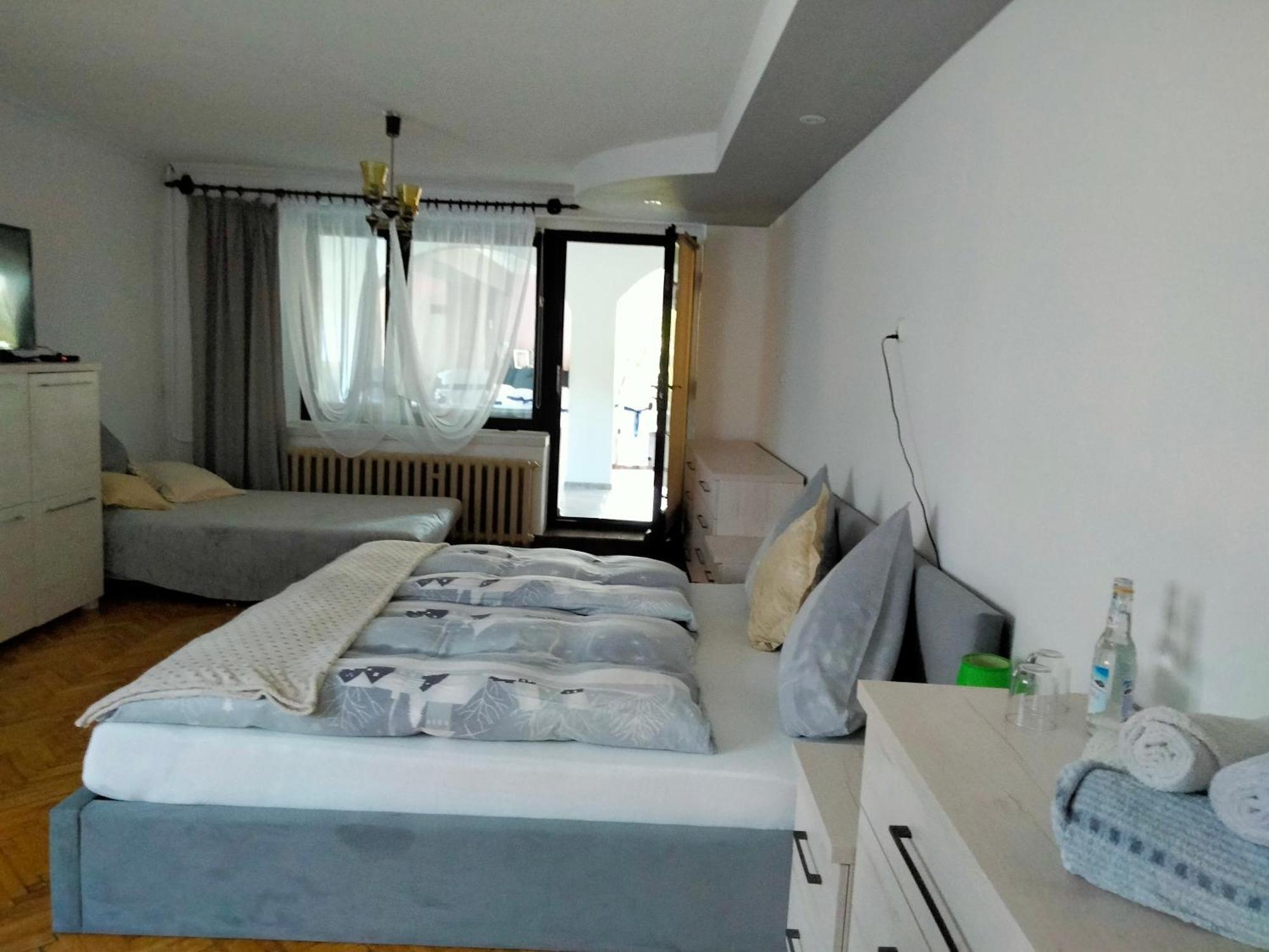 Pod Piramida Villa Ługniany Rom bilde
